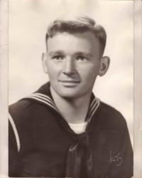 Arnold Alden Garrow
Husband of
Lucille Dora Brooks
1928-1994